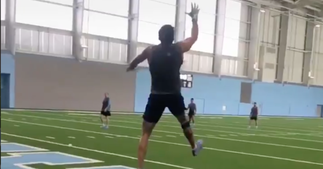 Unc S Beau Corrales Makes Sick 360 Catch Off Sam Howell Dime