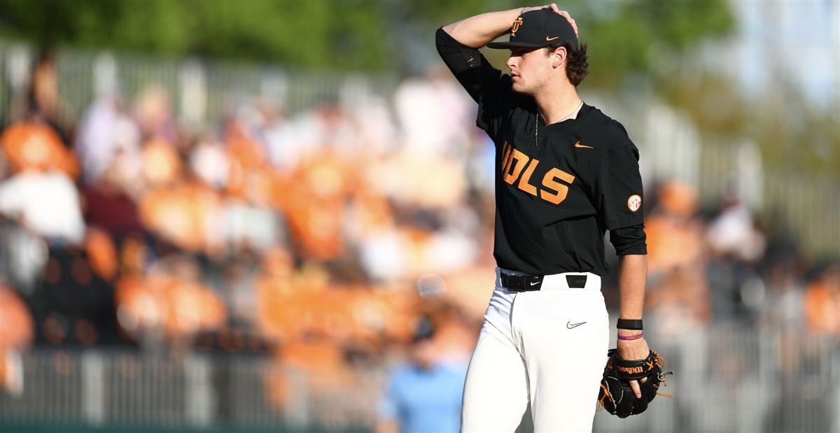 tennessee-baseball-struggles-in-midweek-loss-to-tennessee-tech