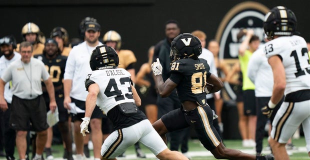 Inside Vanderbilt's receiver room: Familiar faces, fresh additions and ...
