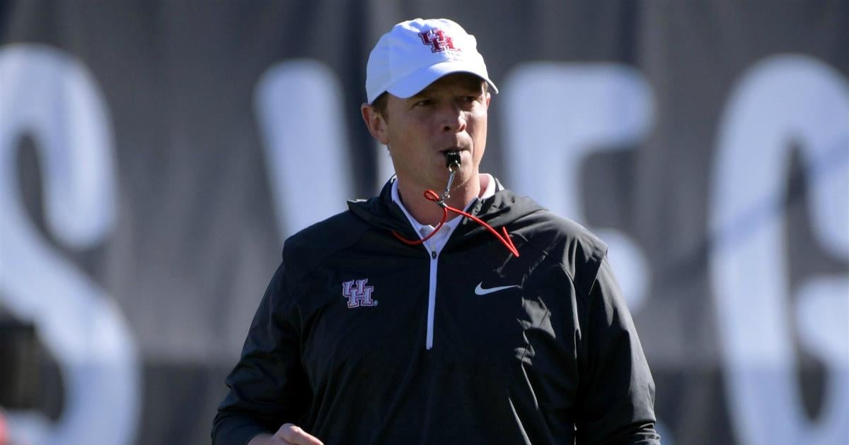 Houston fires football head coach Major Applewhite