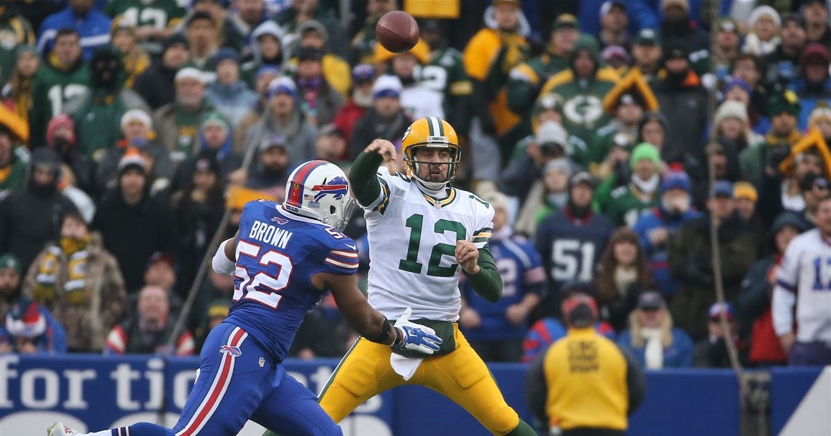 ESPN experts pick Packers vs. Bills
