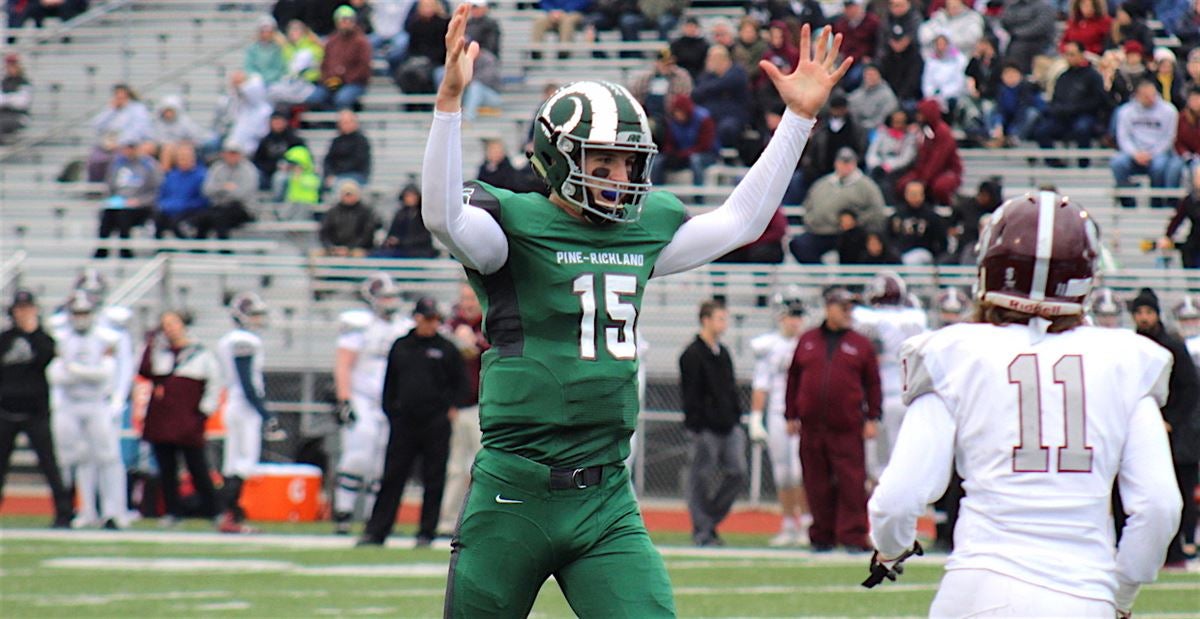 Former Pine-Richland Quarterback Plays for Pittsburgh Power