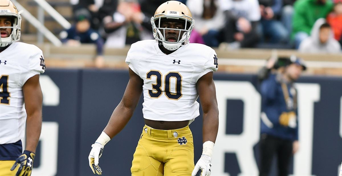 Notre Dame reserve LB Jeremiah Owusu-Koramoah to miss the rest of the  season with a broken foot