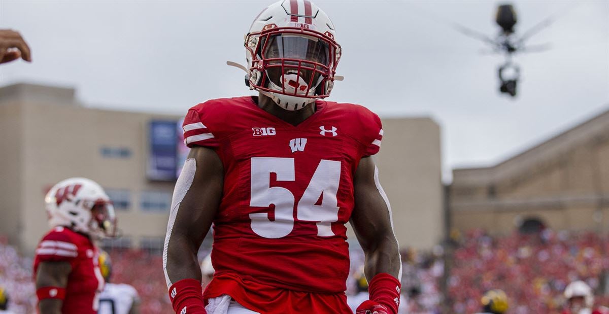 DeSoto alum, Wisconsin linebacker Chris Orr will change number to honor  retired brother, Zach