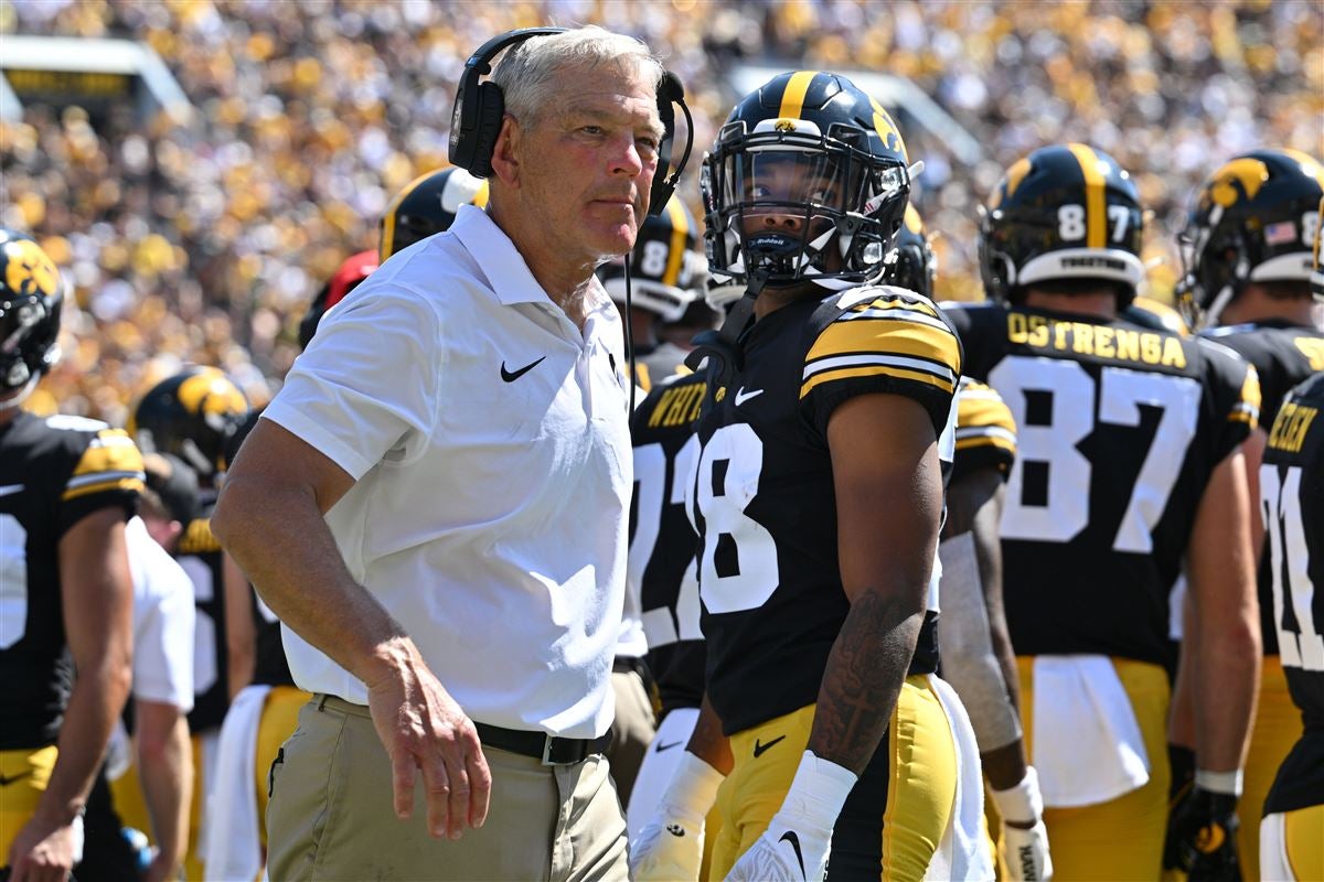 Iowa Football: Hawkeyes' Kirk Ferentz tabbed as best Big Ten coach