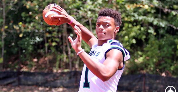 Gators eyeing Peach State 4star QB Fields