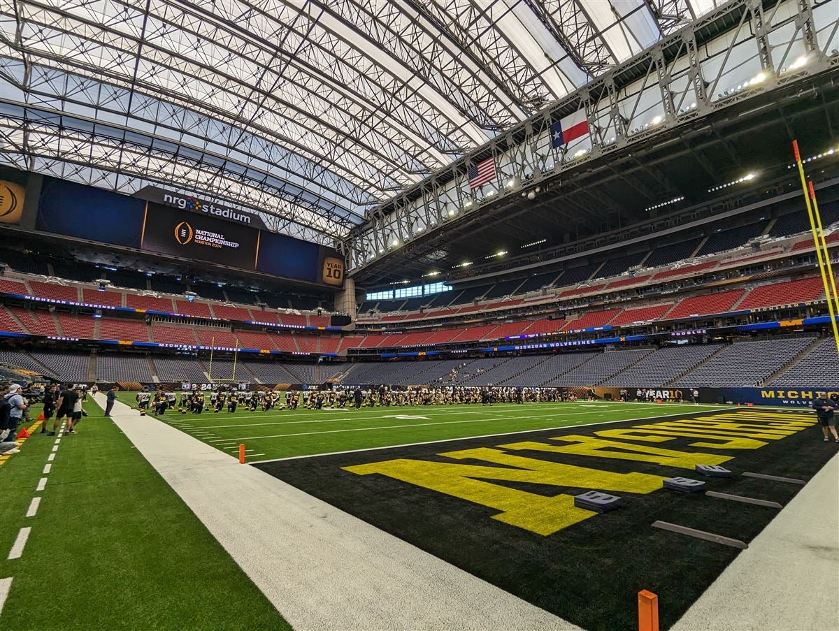 Michigan Practices At NRG Stadium Ahead Of The College Football Playoff ...