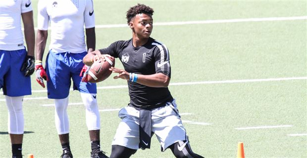 Is Justin Fields the country\u002639;s top prospect?