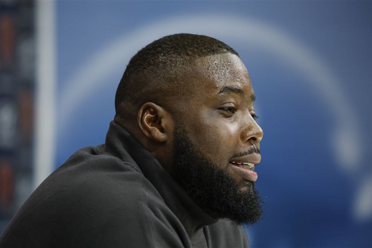 With return of Nate Davis, re-tooled Bears OL is taking shape