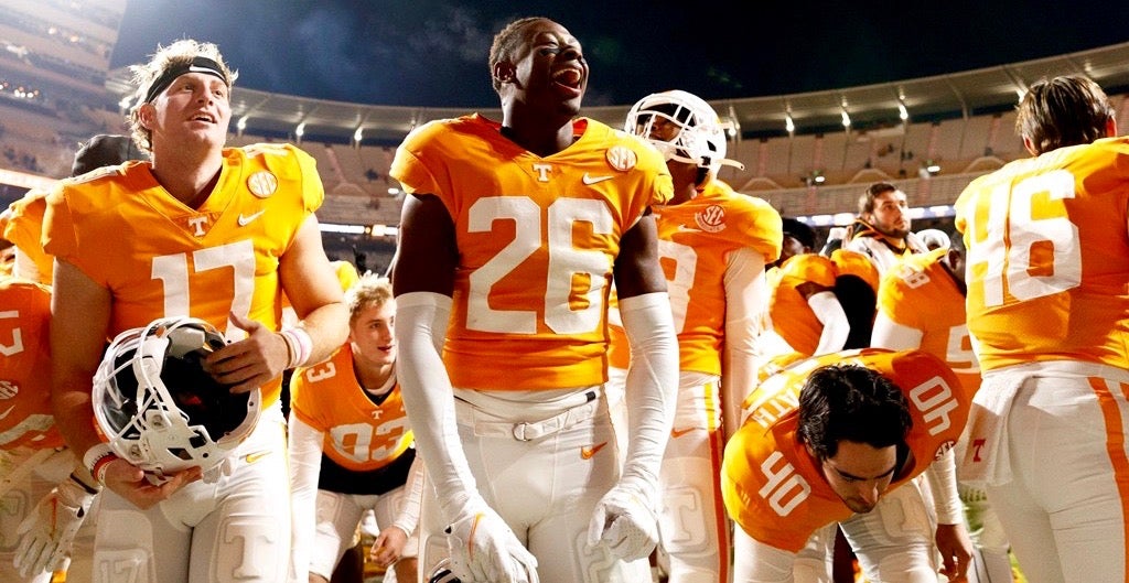 NFL draft: Vols running back Alvin Kamara selected in third round by New  Orleans Saints