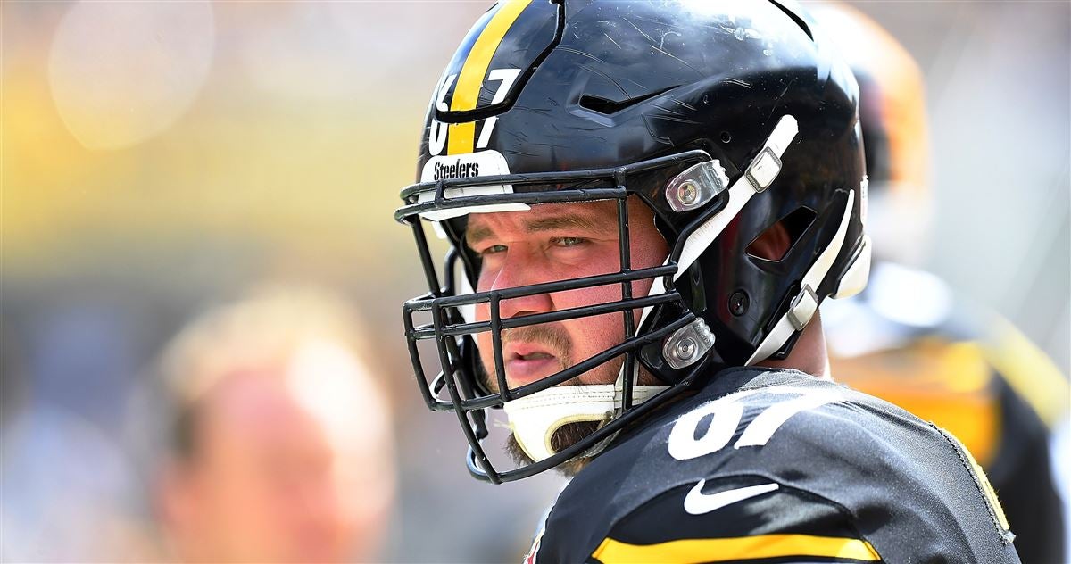 Tomlin Praises Cole Holcomb's Athleticism: 'He Can Run, He Can Get To  Things' - Steelers Depot