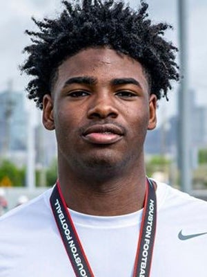 Rontrae Carter athlete image