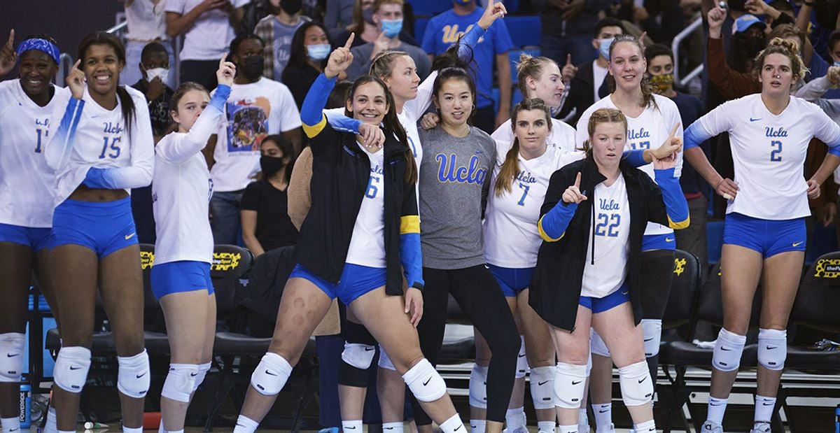All-American libero Zoe Fleck elects to transfer from UCLA to Texas