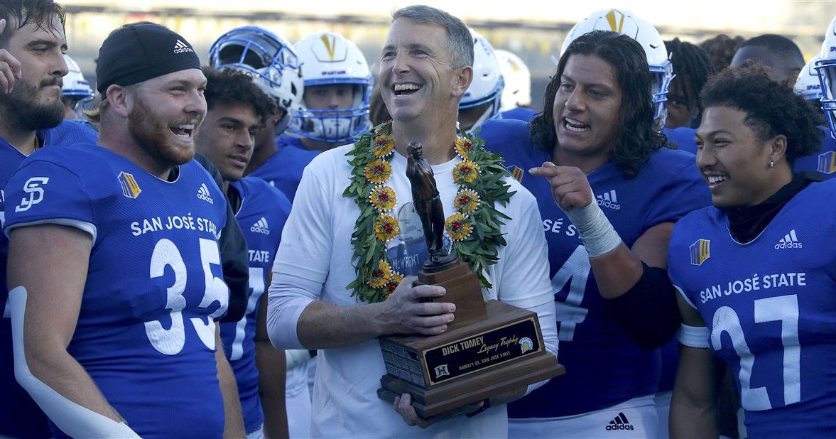 Solidifying bowl eligibility, San Jose State ends regular season with 27-14 win vs. Hawaii
