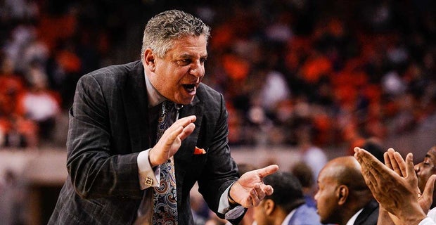 Opening Night For Pearl Auburn Basketball Team