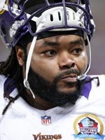 Minnesota Vikings right tackle Phil Loadholt happy to fly under the radar –  Twin Cities