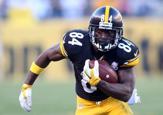 Le'Veon Bell, Pittsburgh Steelers  Ripped abs, Athletic supporter, Baller  alert