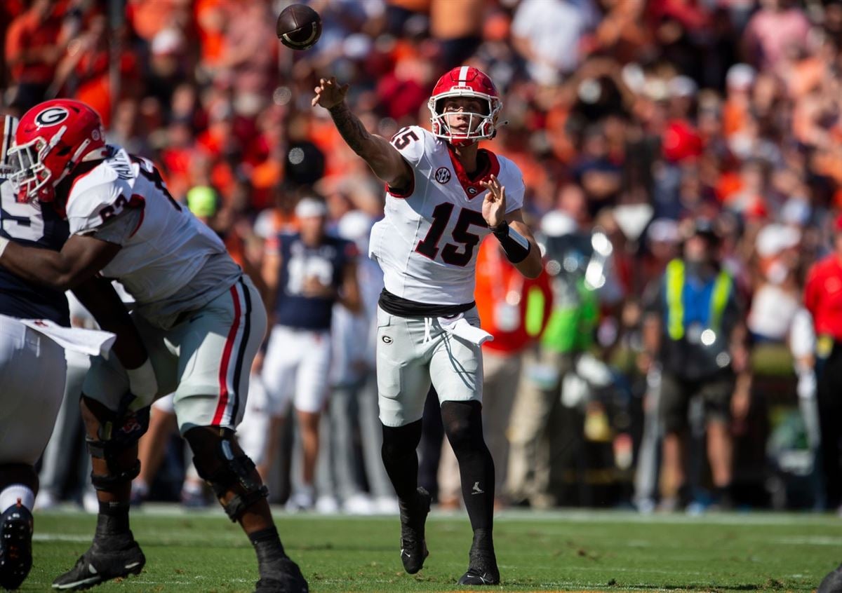 Brock Bowers DOMINATES As No. 1 Georgia SURVIVES Auburn On The Road I FULL  RECAP I CBS Sports 