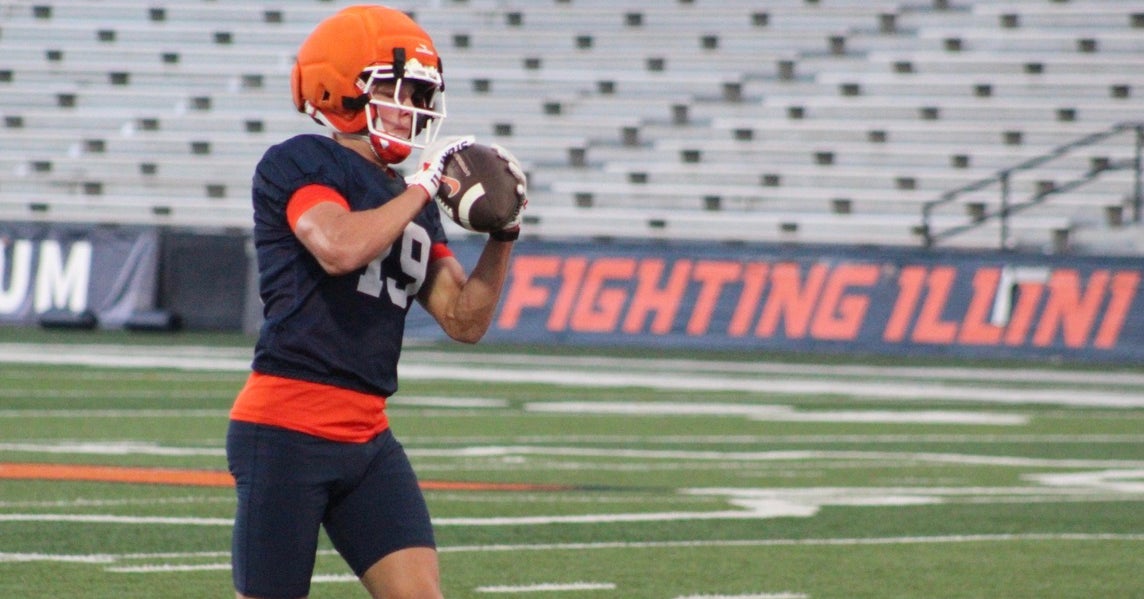 Illini Training Camp Day 11 notes: WR Nate Cichy making quick impression; LB Beerman frustrated with injuries