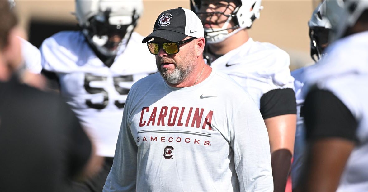 Gamecocks 'very close' to naming offensive line starters
