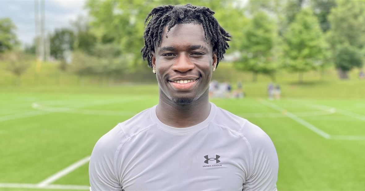 After naming new leader, four-star CB makes another trip to Tennessee