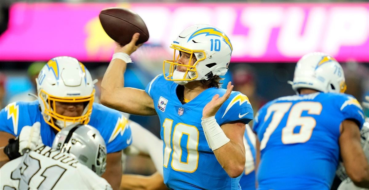 Chargers' Justin Herbert undergoes significant shoulder surgery