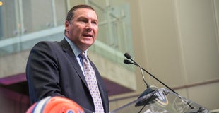 Comparing Mullen's first fall camp roster to McElwain's Comparing Mullen's first fall camp roster to McElwain's