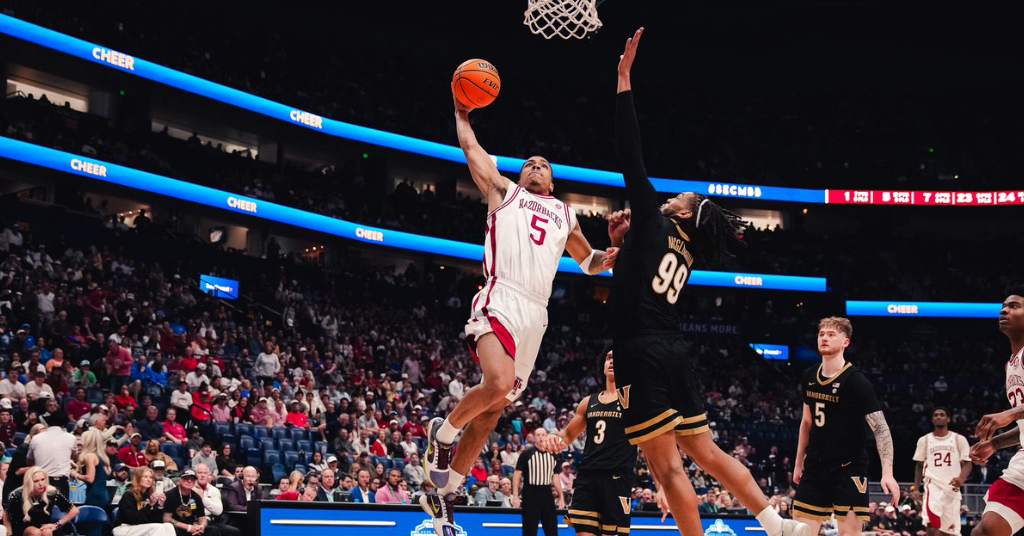 Arkansas earns a 4-seed, to face 13-seed Hawaii in NCAA Tournament