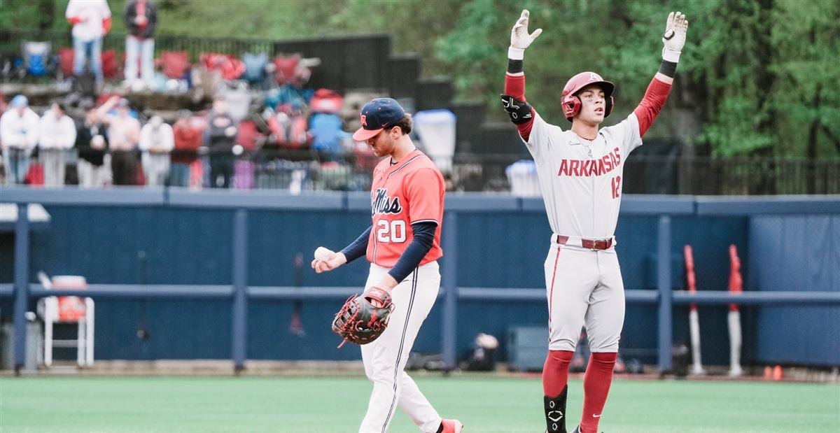 Ole Miss baseball splits doubleheader with Arkansas, deciding game