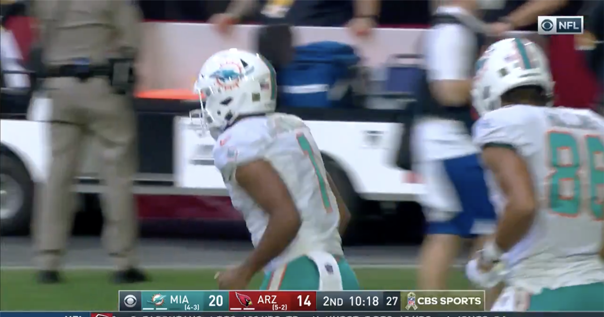 WATCH Tua Tagovailoa throws second NFL TD, rolling vs. Arizona