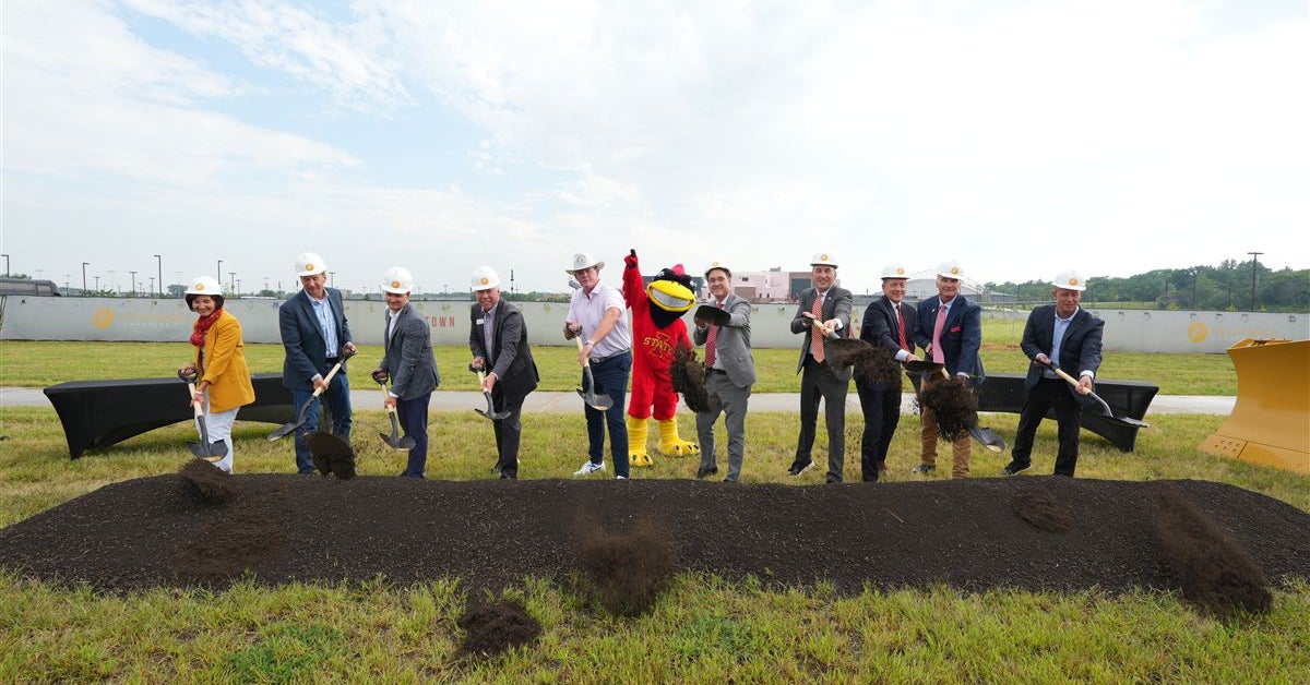 Cyclone Alert AM: Cy-Town ground breaks, AD search update, basketball schedule changes, football's Week 1 unis