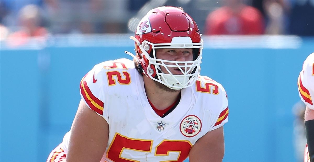 Kansas City Chiefs center Creed Humphrey (52) snaps the ball to