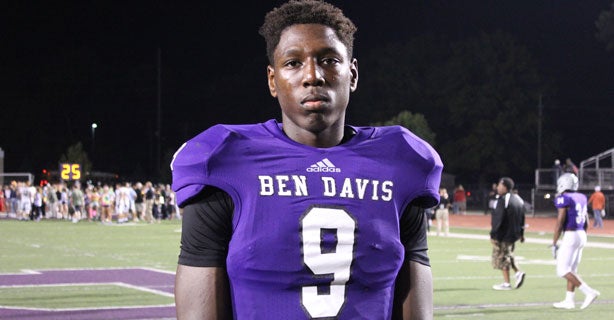 Ben Davis' Esezi Otomewo drafted by Vikings