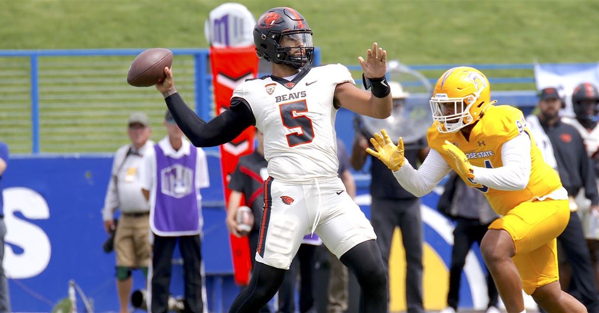 DJ Uiagalelei shines in Oregon State debut: College football media raves about five-touchdown performance