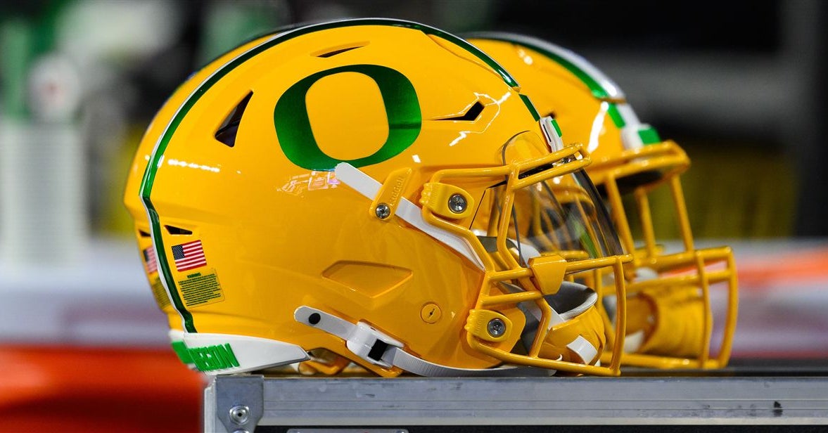 Film review: Oregon offers physical two-way lineman Cade Wilson