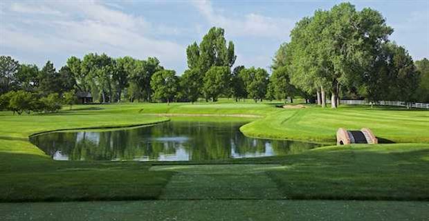 Peyton Manning hit a hole-in-one at Cherry Hills Country Club – The Denver  Post