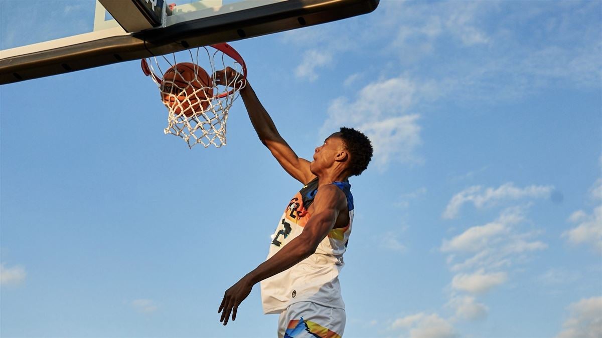 Top-ranked junior on official visit to Kentucky - Vimarsana News