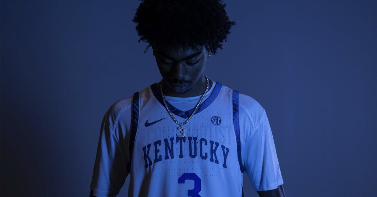 Kentucky offers 4-star 2027 point guard