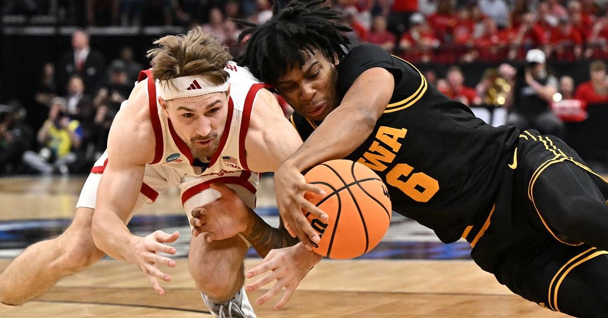 NBA headband on, Sam Hoiberg's professional hoops dreams are too