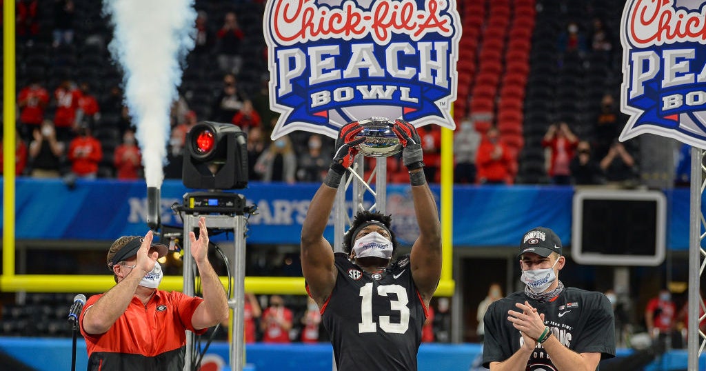 Ranking the top 10 bowl games of the 2020 college football Ranking the top 10 bowl games of the 2020 college football