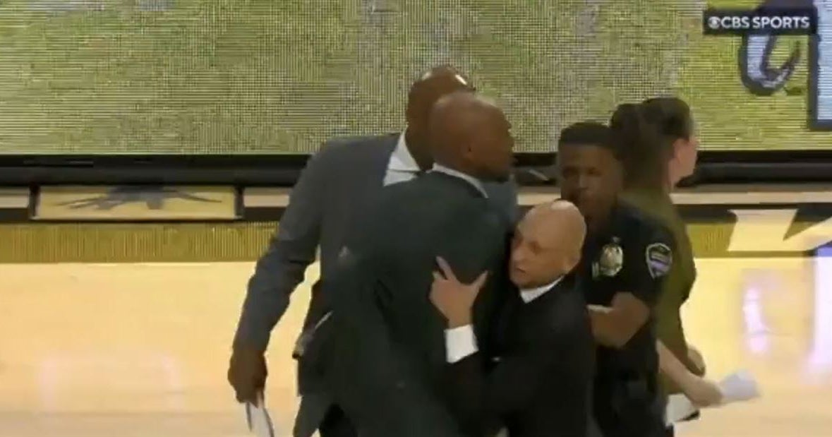 Vanderbilt basketball Jerry Stackhouse ejected after confrontation