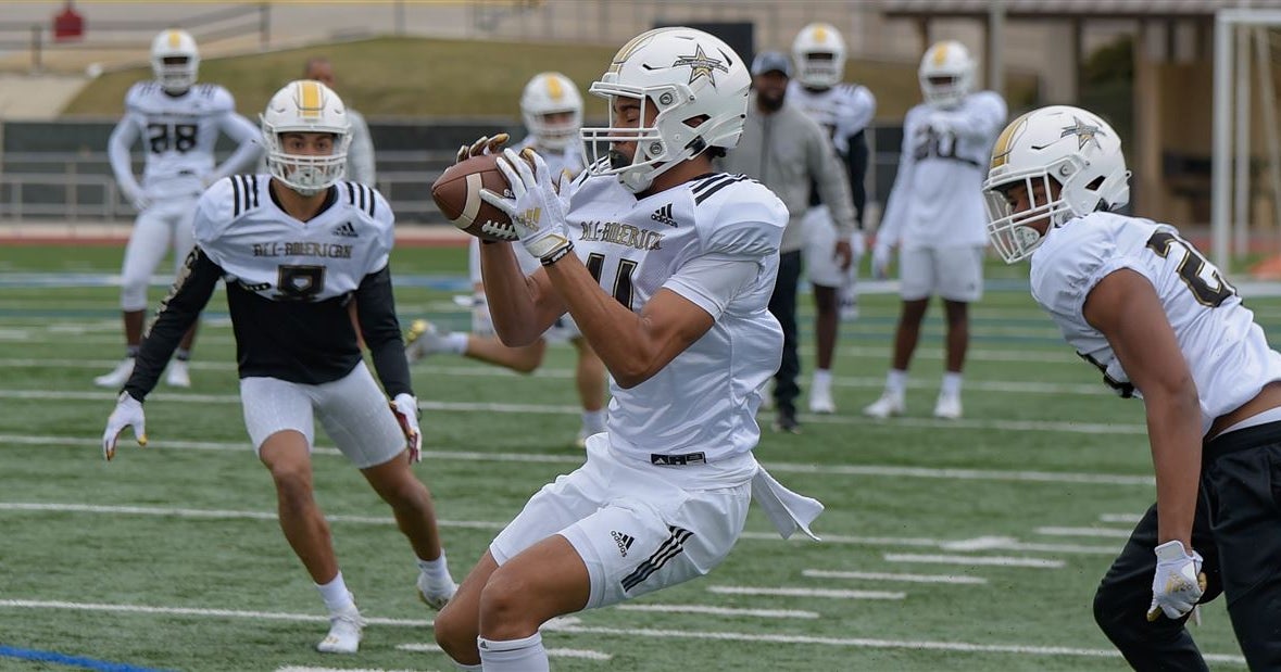 Future Husky Jalen McMillan scores on first play of AA Bowl Game
