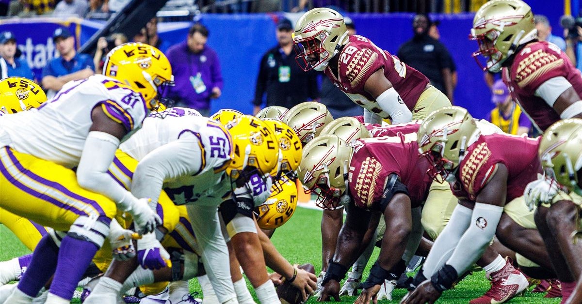 College football predictions SportsLine model projects final score for