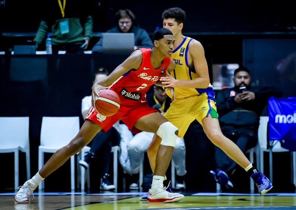 High-intensity basketball game set in Puma Basketball Circuit 2025