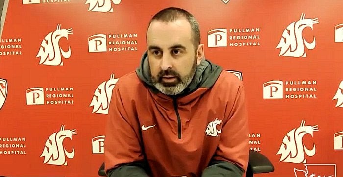 Nick Rolovich: coaches need to move past Duck flash, not players