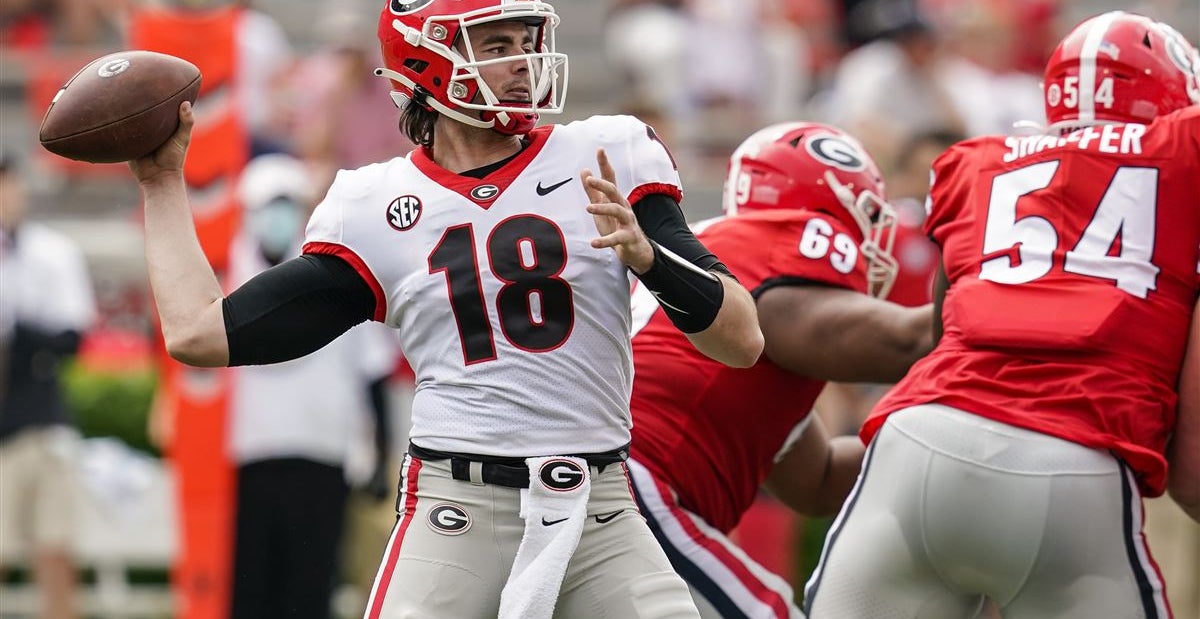College Football News ranks 2022 NFL Draft's top 10 QBs