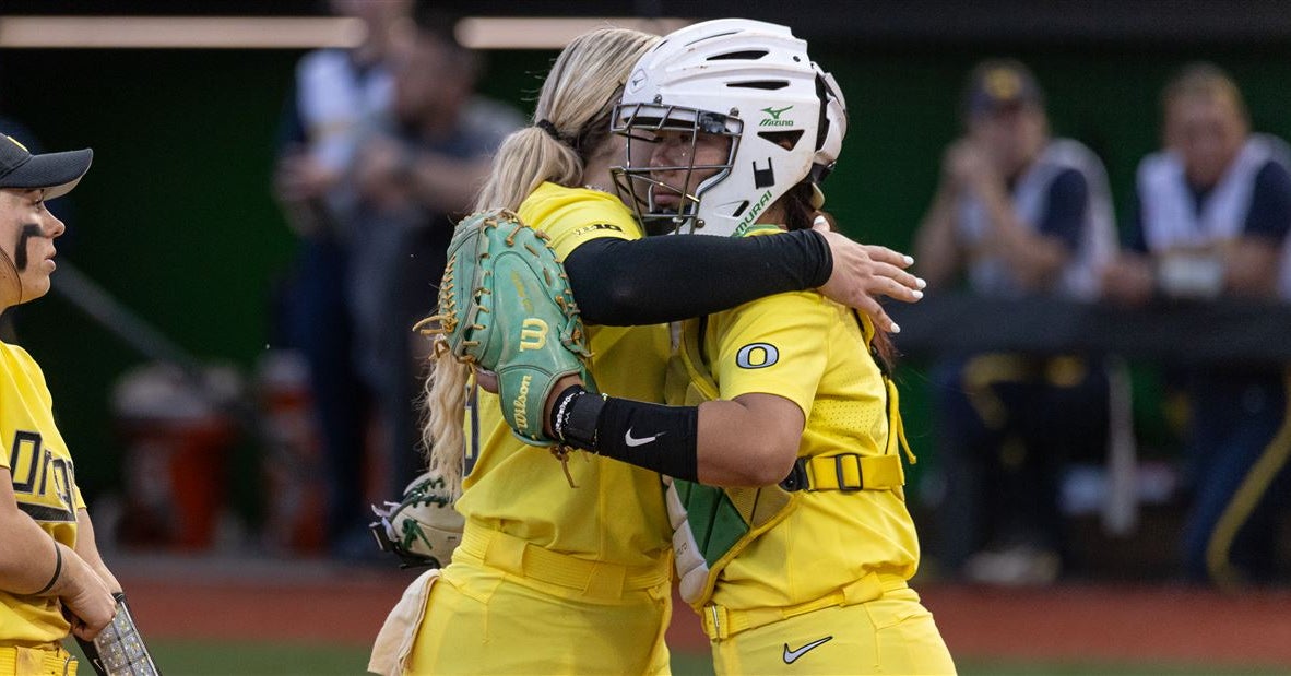 Loyola Marymount upsets fifth-ranked Ducks to snap nine-game win streak