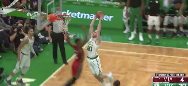 gordon hayward dunk