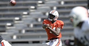 Scenes from Auburn's closed scrimmage Scenes from Auburn's closed scrimmage