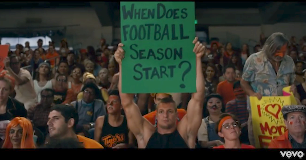 Rob Gronkowski Makes Brief Cameo In Katy Perry S New Music Video Rob Gronkowski Makes Brief Cameo In Katy Perry S New Music Video